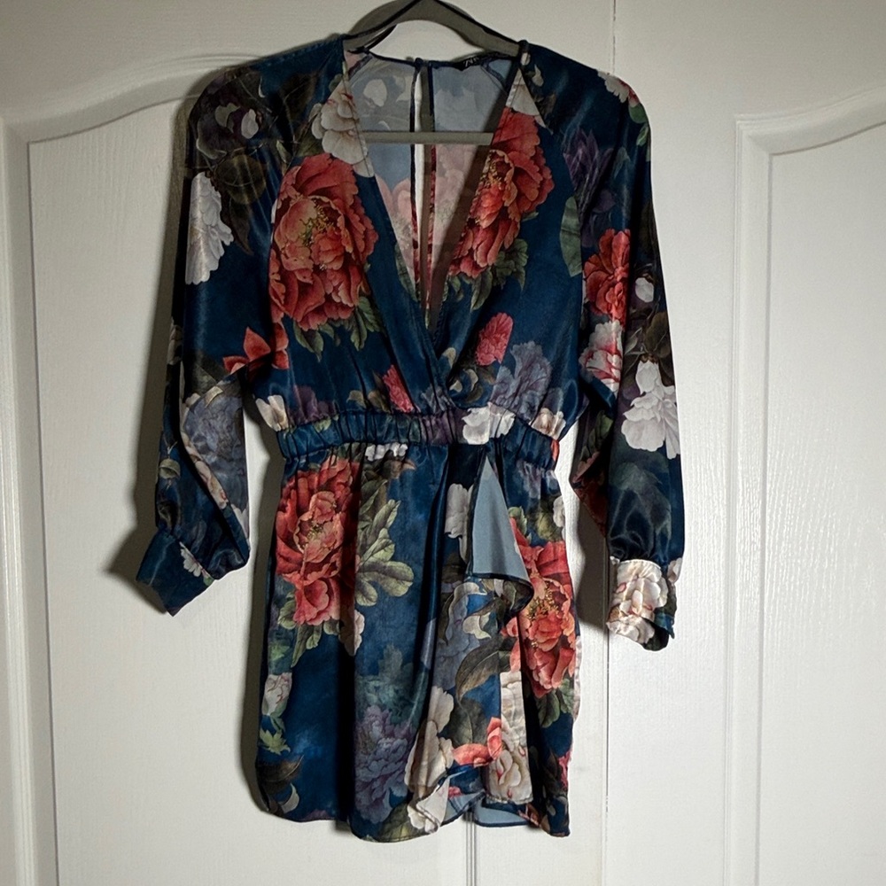 Zara Blue Floral Dress with V-Neck